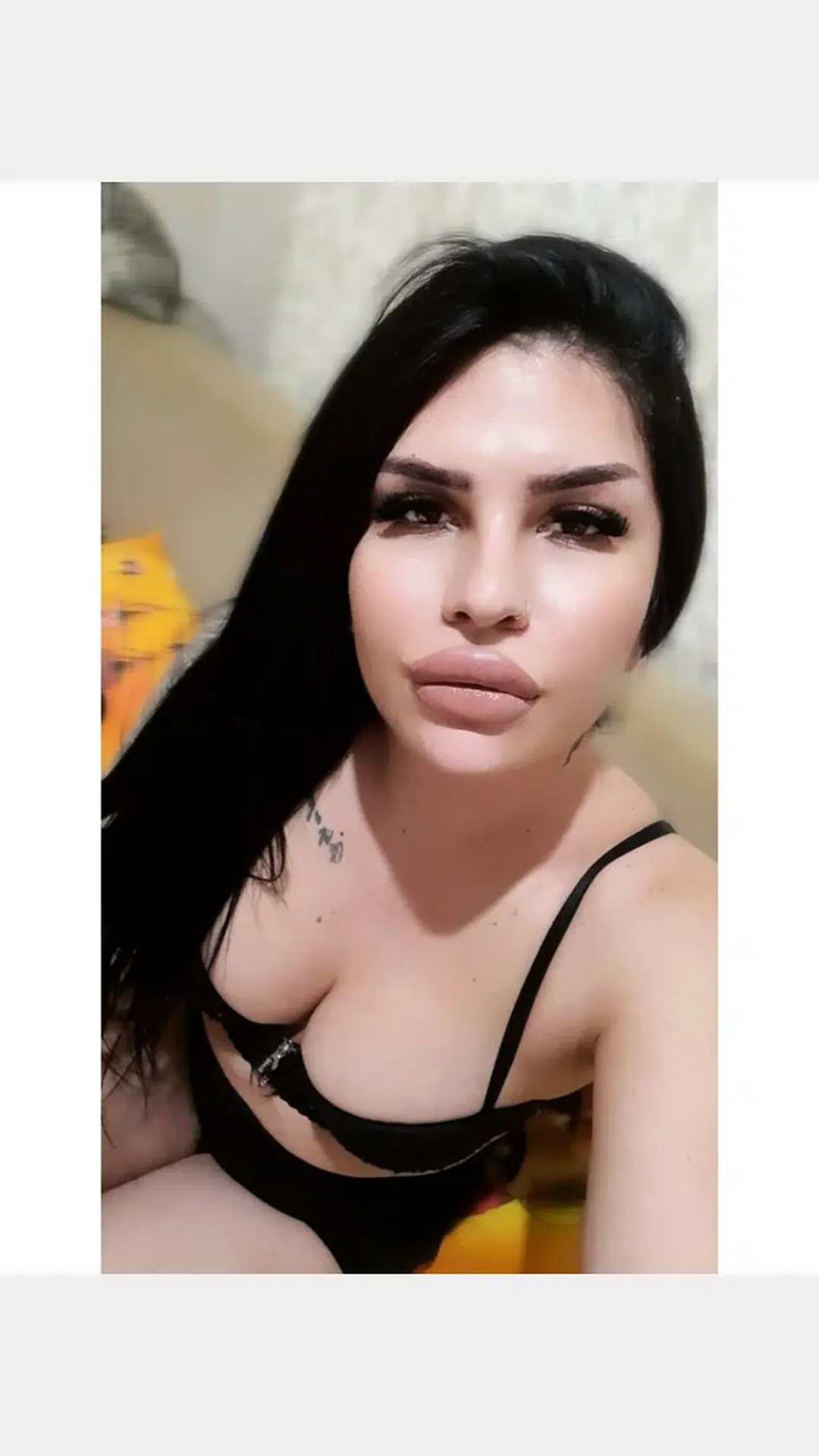 Esenyurt escort makalesi için kütüphane görseli 24, 01 portre